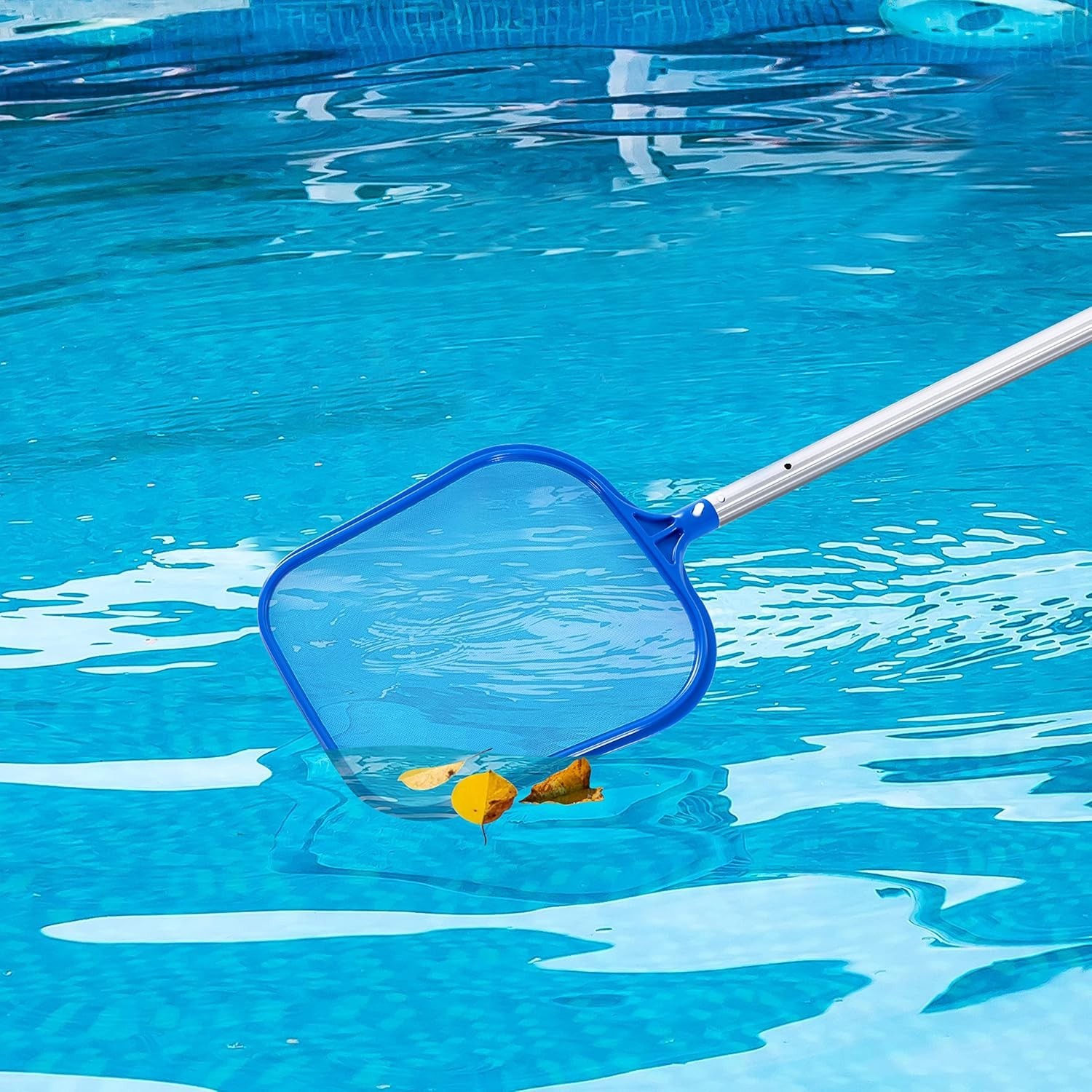 Versatile Pool Skimmer Net for Leaves and Fine Debris – Easy Button Attachment