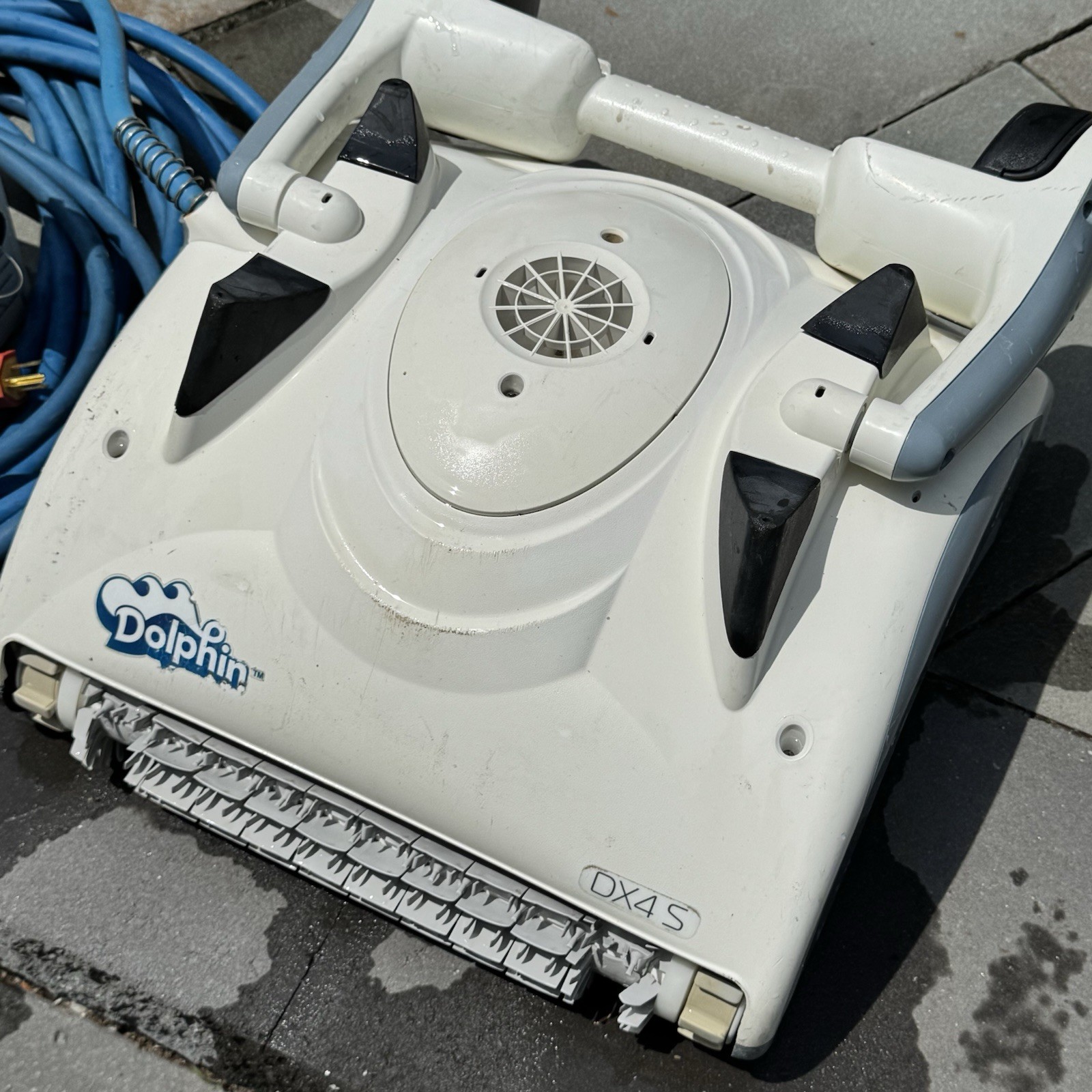 Maytronics Dolphin DX4 Pool Cleaner Robot Kit Hose Cable Extra Filters – Works*
