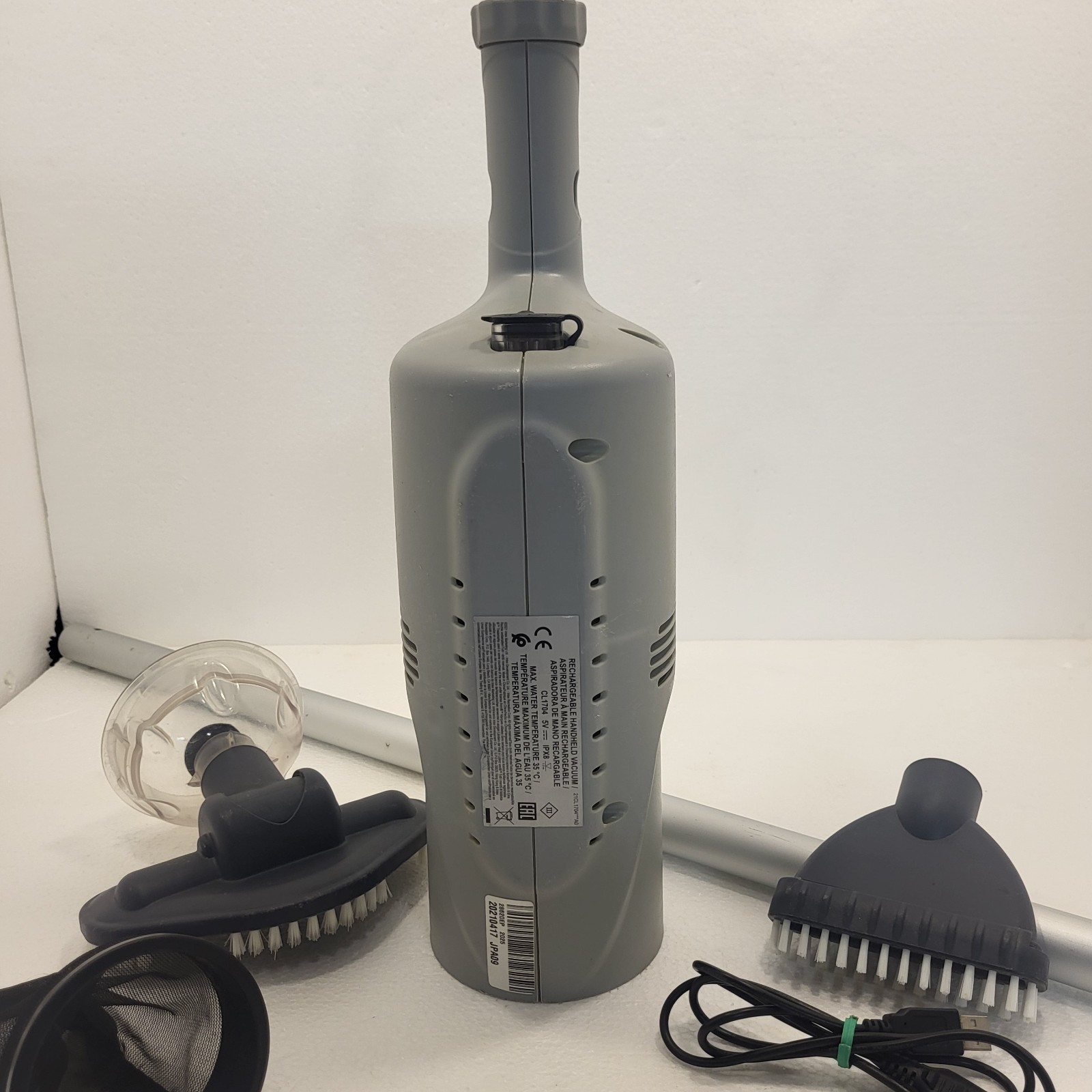 Intex Handheld Rechargeable Vacuum Two Interchangeable Brush Heads Model: 28620E