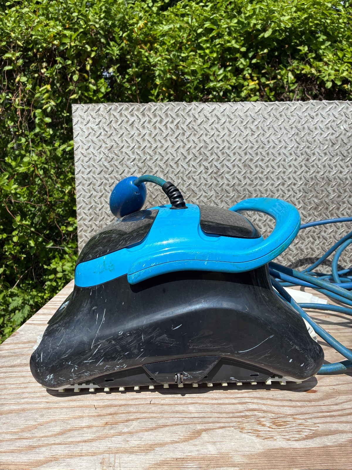 Dolphin Nautilus CC Plus Robotic Pool Vacuum Cleaner Tested- NO POWER SUPPLY