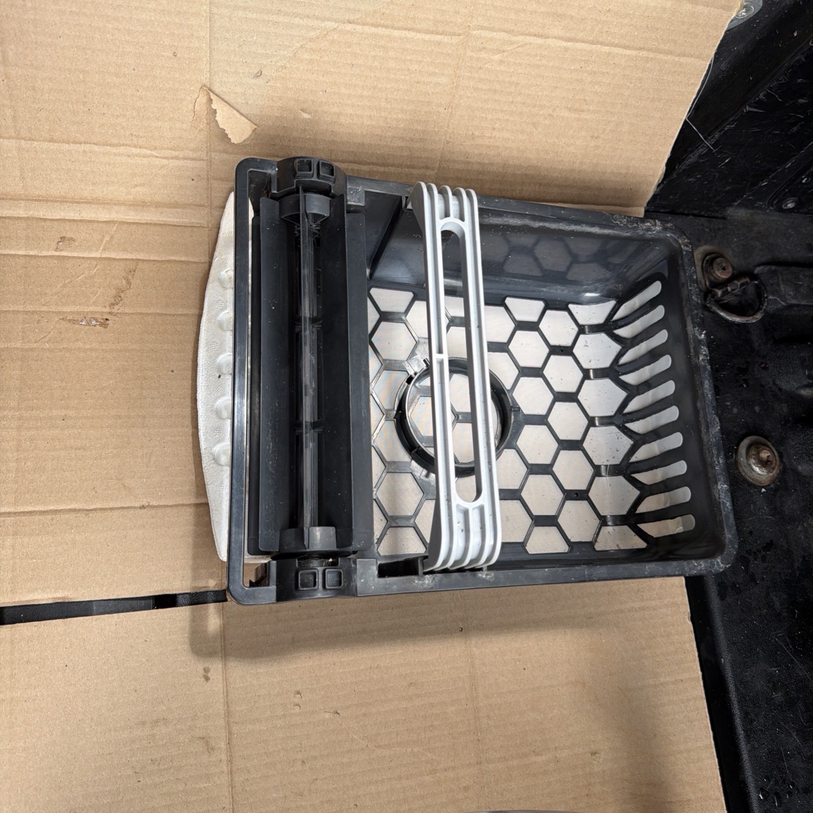 Betta Bot Vacuum for Swimming Pool Water Cleaning For Parts/repairs UNTESTED