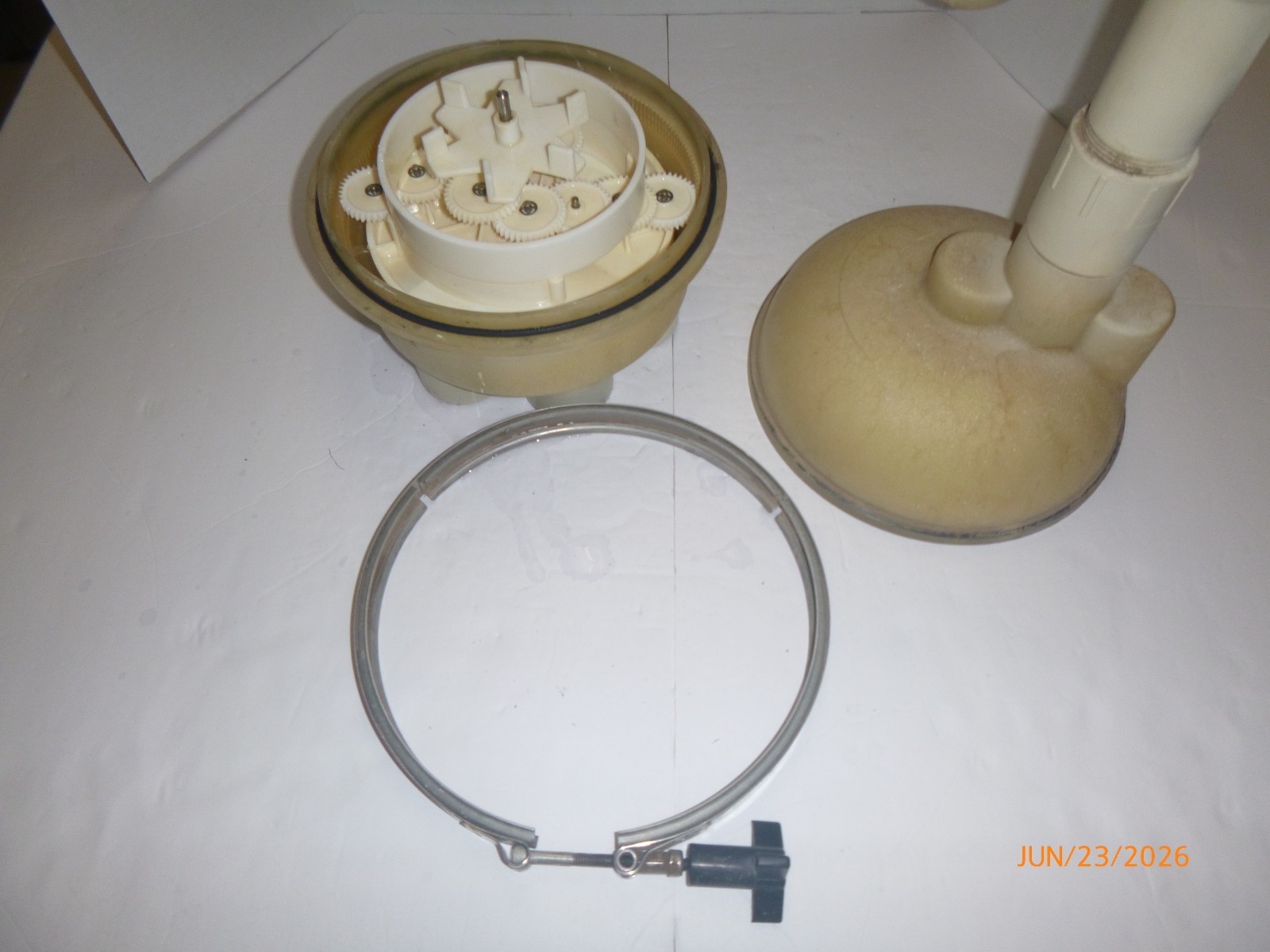 A&A Manufacturing 6 Port Valve, 2&Prime; Top Feed, 1 1/2&Prime; Ports – Free Shipping
