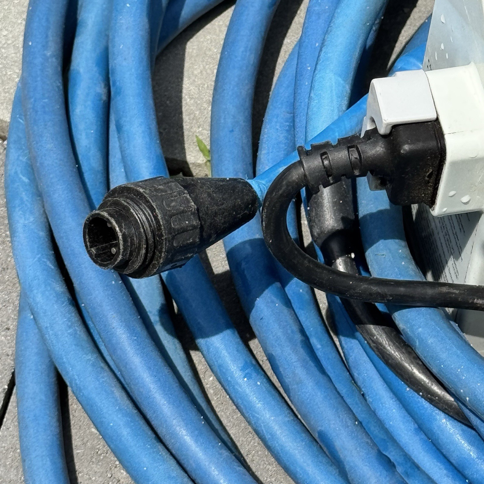 Maytronics Dolphin DX4 Pool Cleaner Robot Kit Hose Cable Extra Filters – Works*