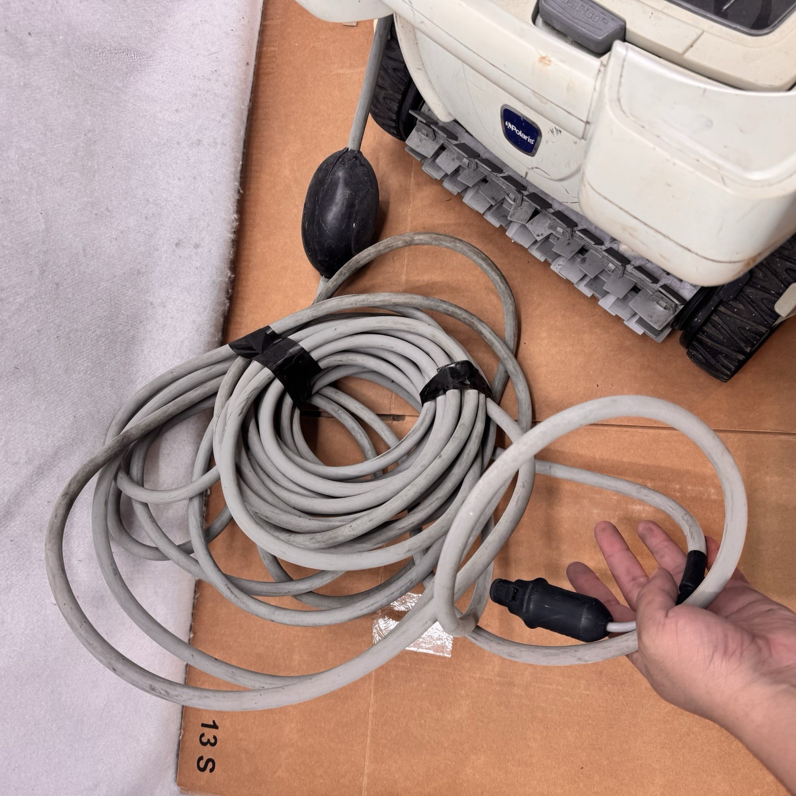 Polaris Zodiac P825 Robotic Pool Cleaner Untested For Parts Repair w/ Cable
