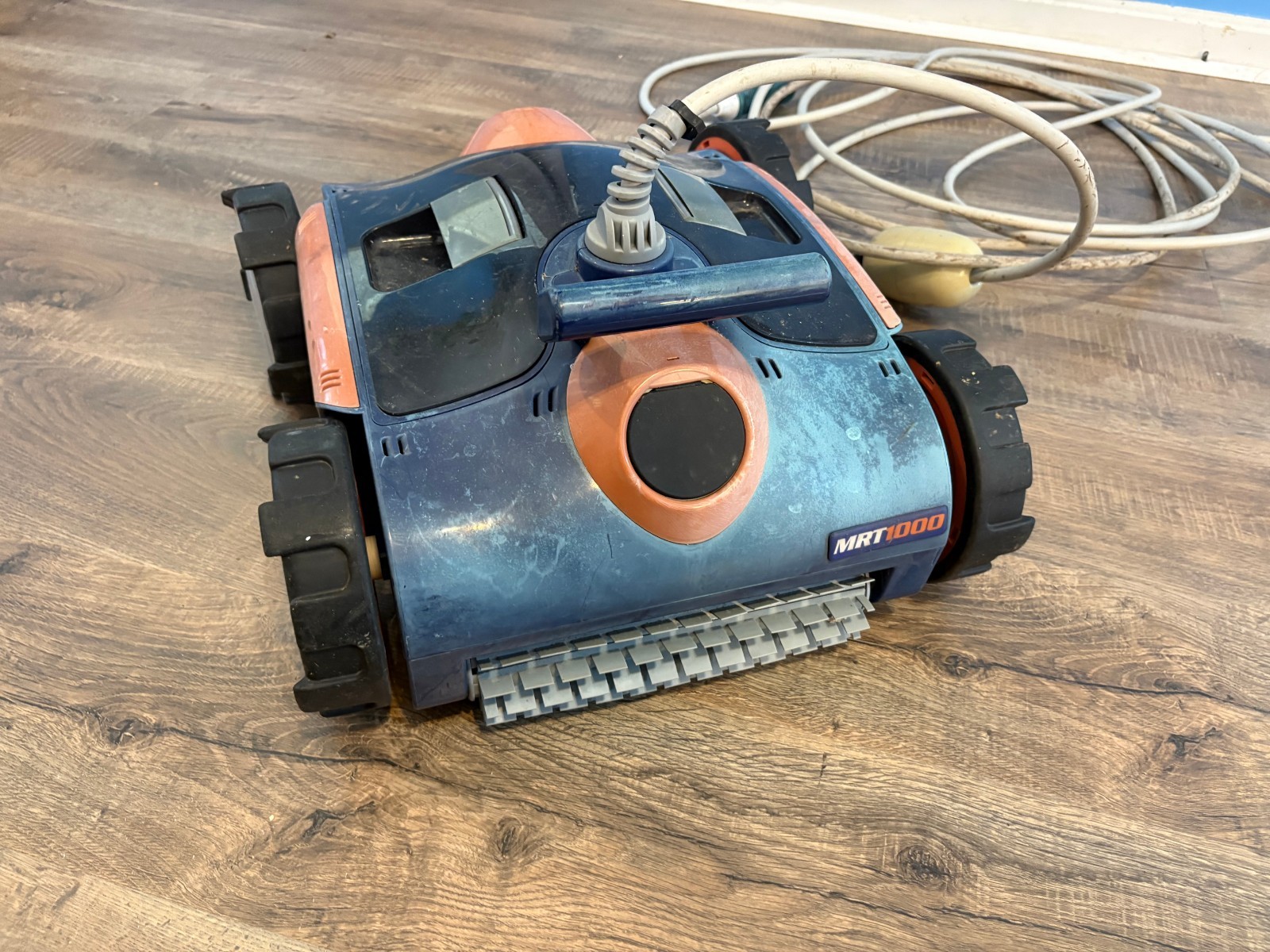 Aquabot MRT1000 Pool Cleaner FOR PARTS REPAIRS UNTESTED