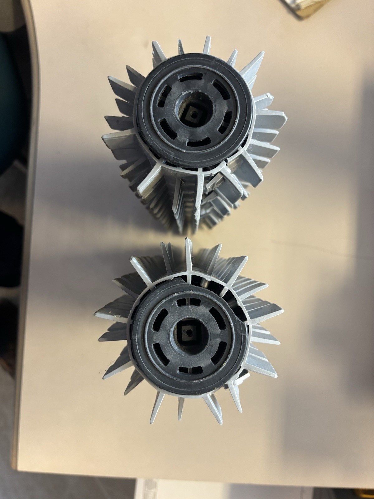 Set Of 2 Zodiac Polaris P825 Brush Roller With Scrubber R0657600 R0632500