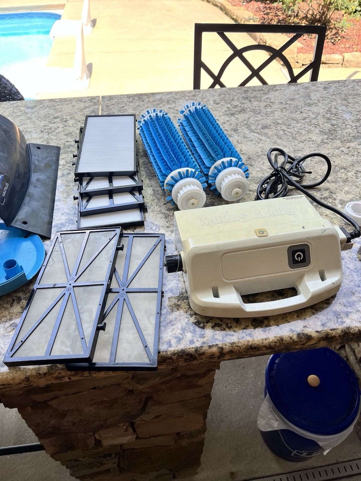 Dolphin Nautilus 115V CB Robotic Pool Cleaner PARTS ONLY from a working unit.