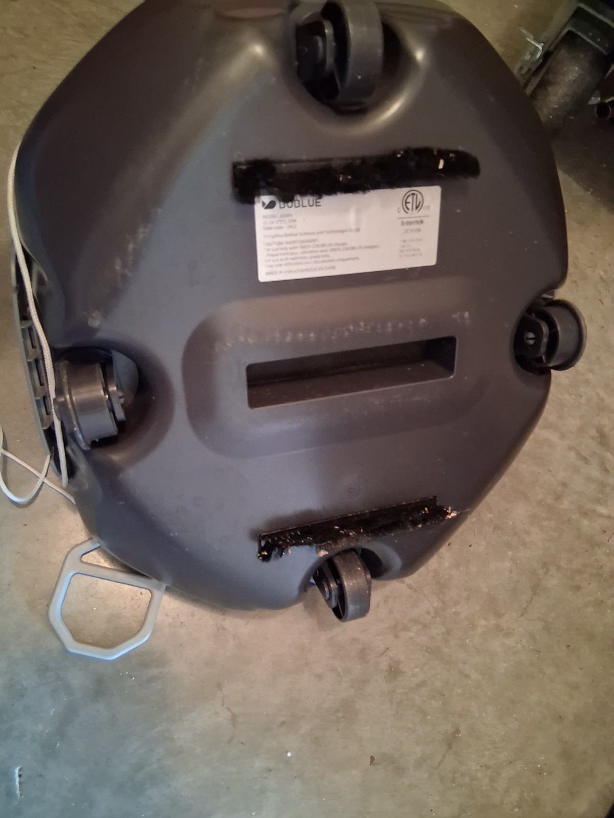 Robotic Pool Cleaner, Cordless Pool Vacuum w/ Suction Power