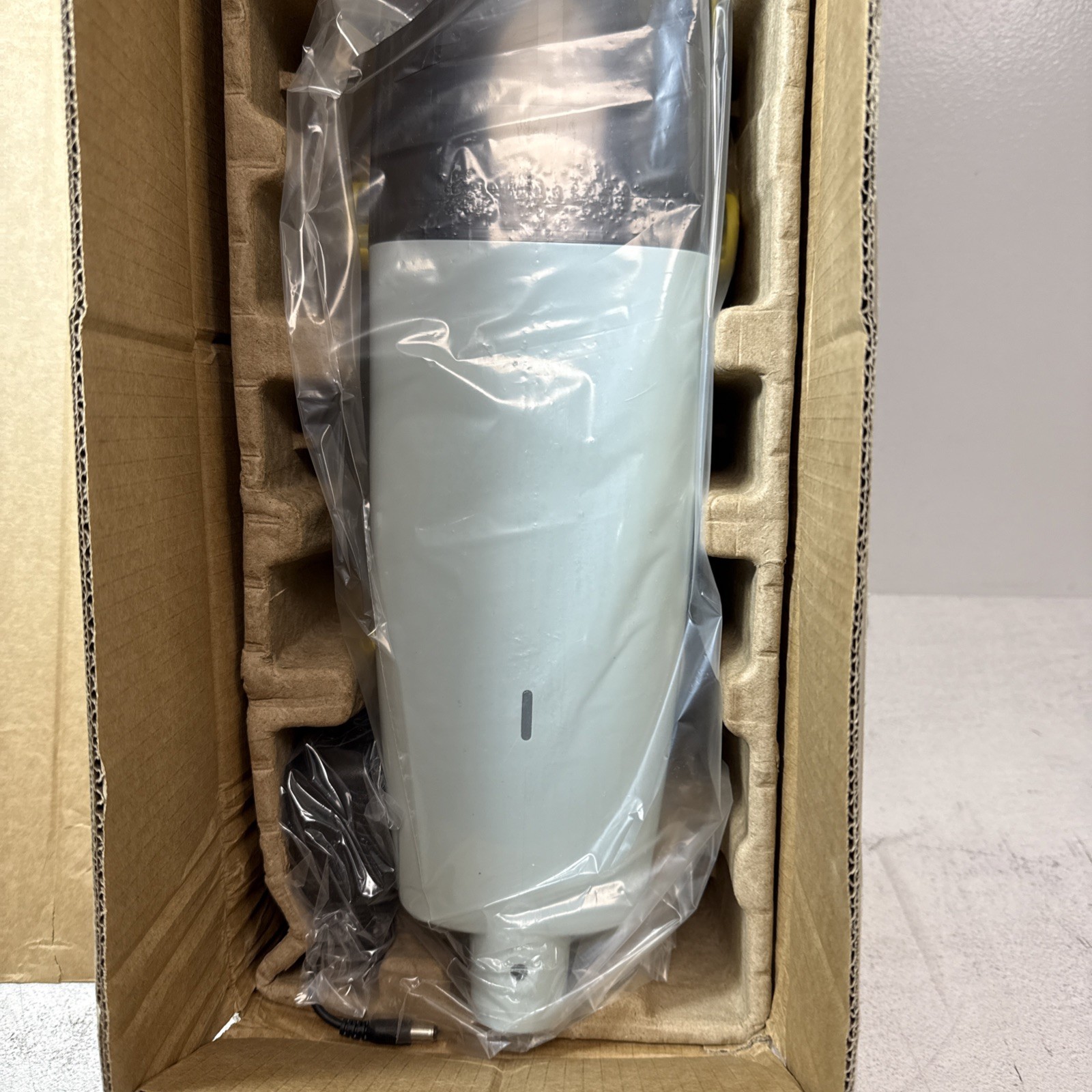 Handheld Cordless Pool Vacuum S1