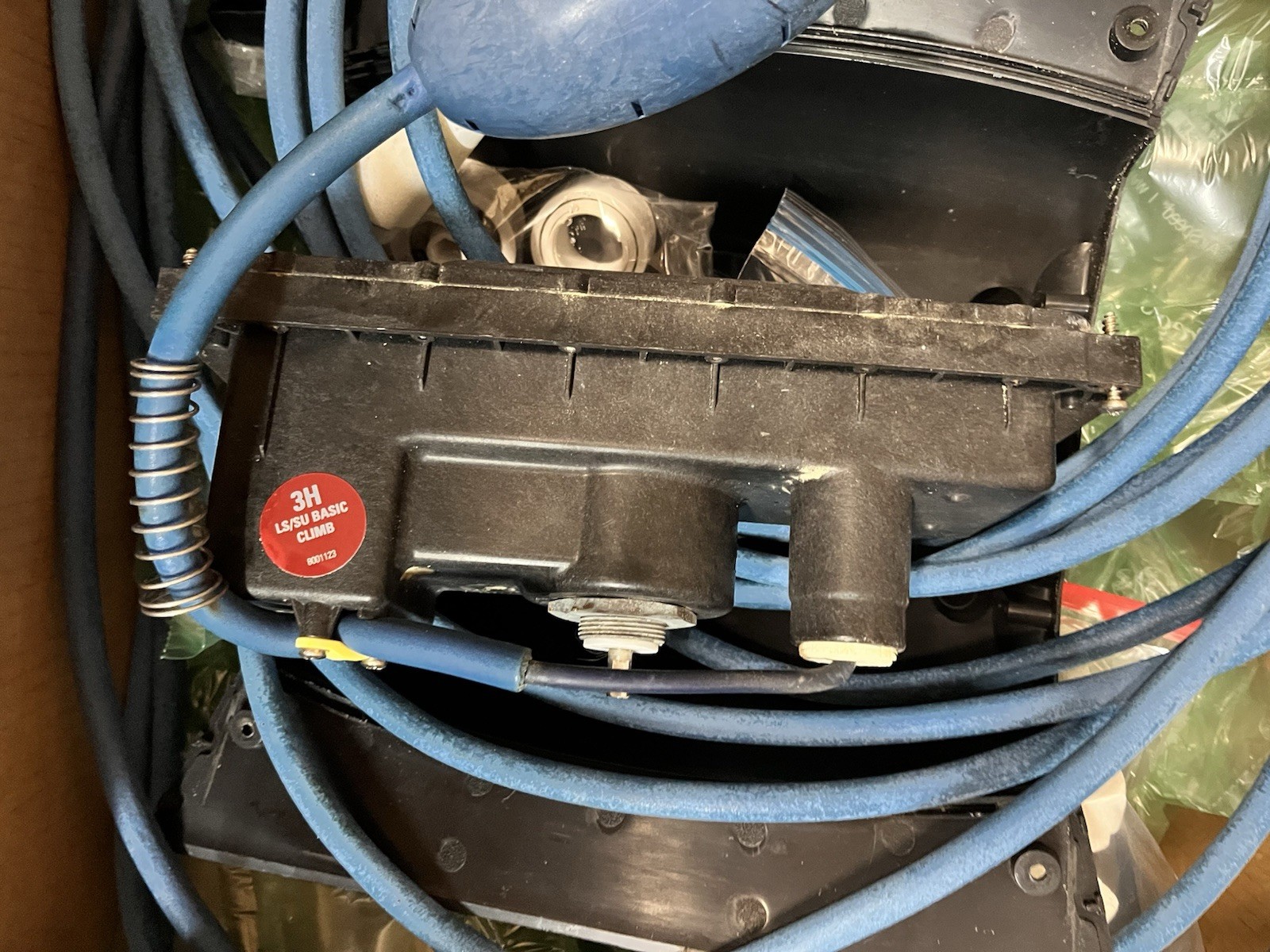 Dolphin Nautilus 115V CB Robotic Pool Cleaner PARTS ONLY from a working unit.