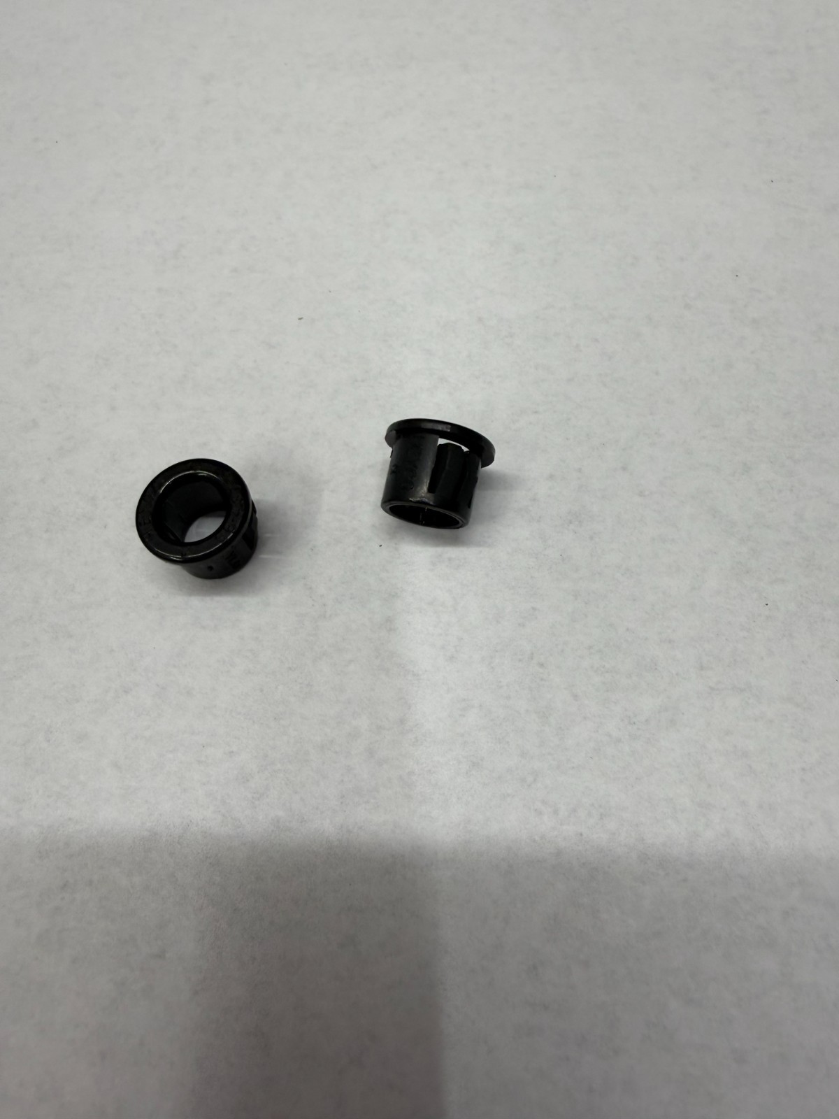 AQUA SNAP BUSHING ( PALSTIC RETAINING PLUG ) FOR AQUABOT CLEANERS # A2661PK