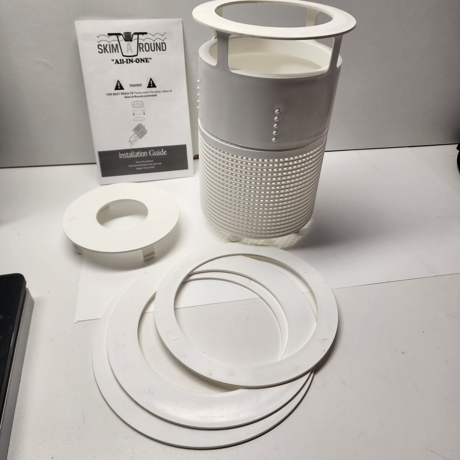 Skim A Round « All-In-One » Pool Skimmer Basket Made In USA
