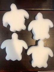 Pool Sponge Oil and Scum Absorber, white turtle 4-pack (NWOT)