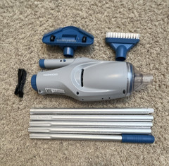 Kokido XTROVAC 110 Cordless Handheld Pool & Spa Vacuum w/ Pole & Brush