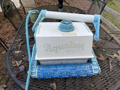 Vintage Aquabot Pool Cleaner For Parts Or Repair With Power Supply