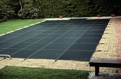 LOOP-LOC GREEN MESH COVER 20&prime; X 40&prime; RECTANGLE FOR IN-GROUND SWIMMING POOLS