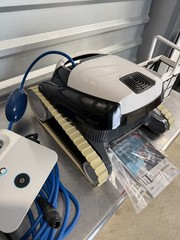 Maytronics Dolphin Explorer E20 Robotic Pool Cleaner w/ Caddy Power Supply Box