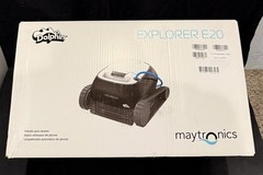 Dolphin Explorer E20 Robotic Pool Cleaner Black/White Maytronics FAST SHIPPING