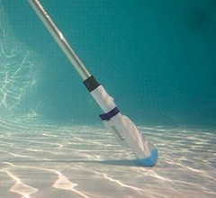 Kokido Lektra Vac Battery Powered Swimming Pool Vacuum Broom Cleaner – K940CBX