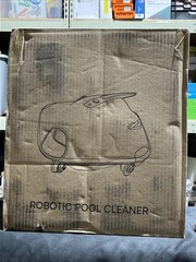 POOLMR Ray Robotic Pool Cleaner White/Black Plastic,