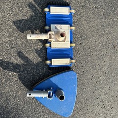 2 Pool Vacuum Heads, 14 Inch Rectangle, 10 Inch Triangle Weighted
