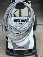 Polaris P955 Robotic Pool Cleaner/Caddy—For Parts Or Repair