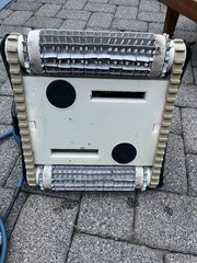 Dolphin Nautilus CC Plus Robotic Pool Cleaner SEE DETAILS PARTS OR REPAIR