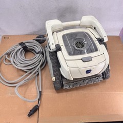 Polaris Zodiac P825 Robotic Pool Cleaner Untested For Parts Repair w/ Cable