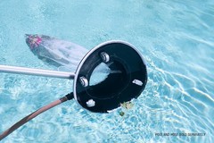 Pool Leaf Vacuum with Durable Design and Easy Control