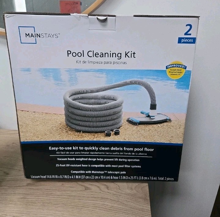 Mainstays Pool Vacuum Kit 2-Piece 25ft UV-Resistant Hose+Swivel Head 1.25&Prime;/1.5&Prime;