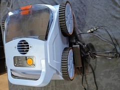 Zyerch Robotic Cordless Pool Vacuum for Pool Floor Wall 150min Run upto 2000sqft