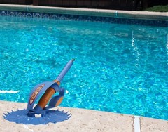 Above-Ground Kontiki Suction-Side Swimming Pool Cleaner w/ 30&prime; of Hoses