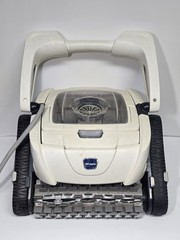 The Polaris Zodiac P825 Robotic Pool Cleaner Sold As Is