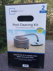 Mainstays Pool Vacuum Kit 2-Piece 25ft UV-Resistant Hose+Swivel Head 1.25&Prime;/1.5&Prime;