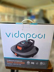 Vidapool Cordless Robotic Pool Cleaner VRPC01-02 90 Min 15.1L