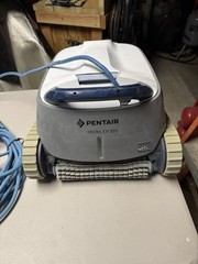 Pentair Prowler 920 Robotic Pool Cleaner, For Parts or Repair, Controller Works